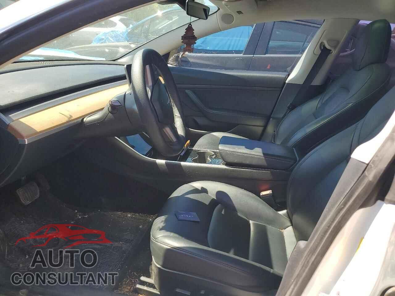 TESLA MODEL 3 2020 - 5YJ3E1EA0LF659076