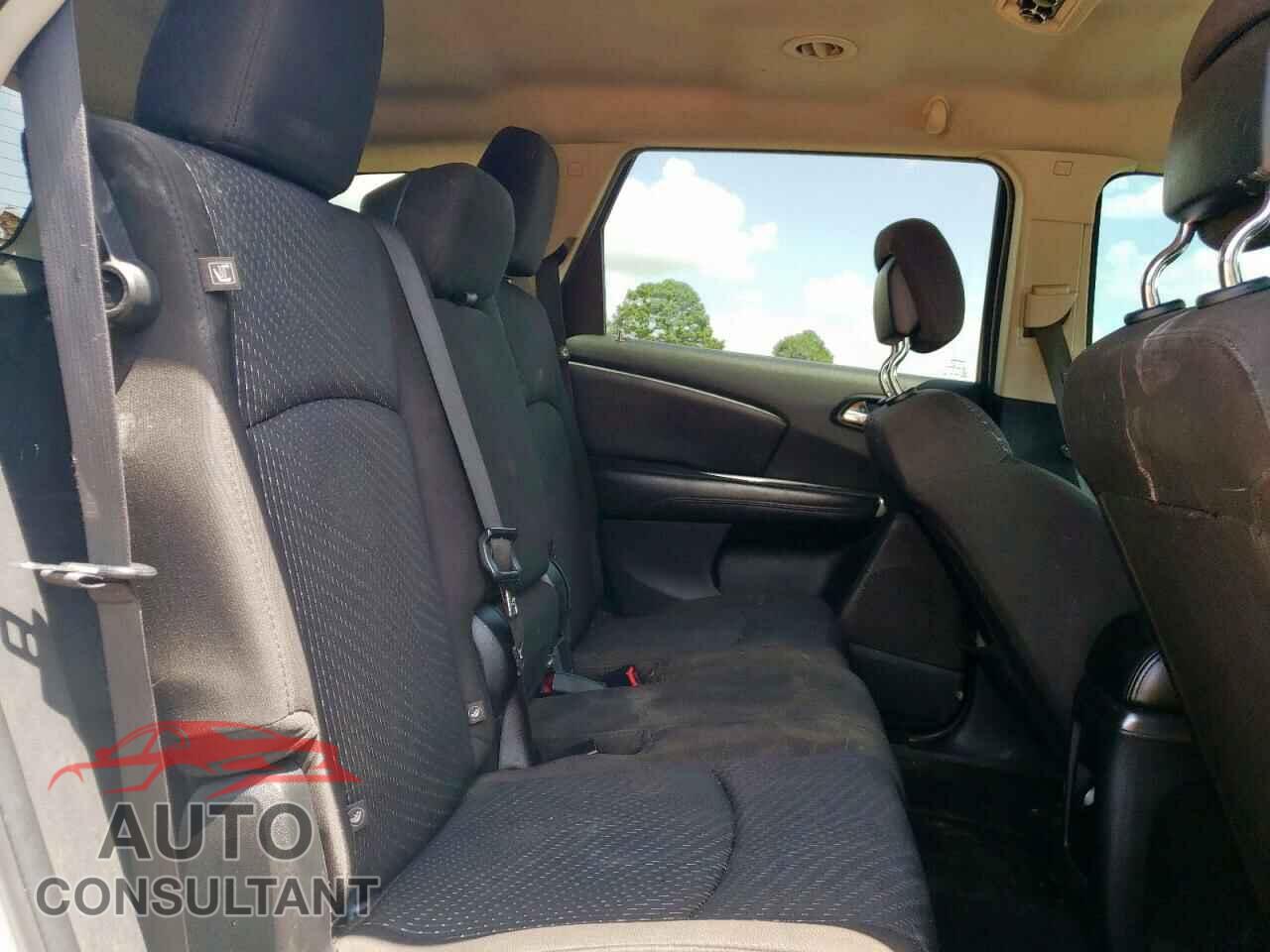 DODGE JOURNEY 2015 - 3C4PDCBB5FT707917