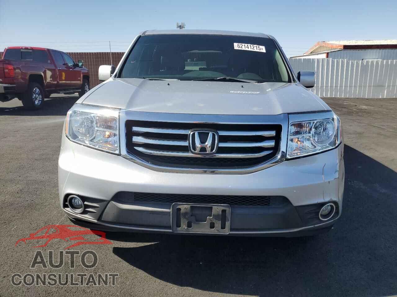 HONDA PILOT 2013 - 5FNYF4H40DB041090