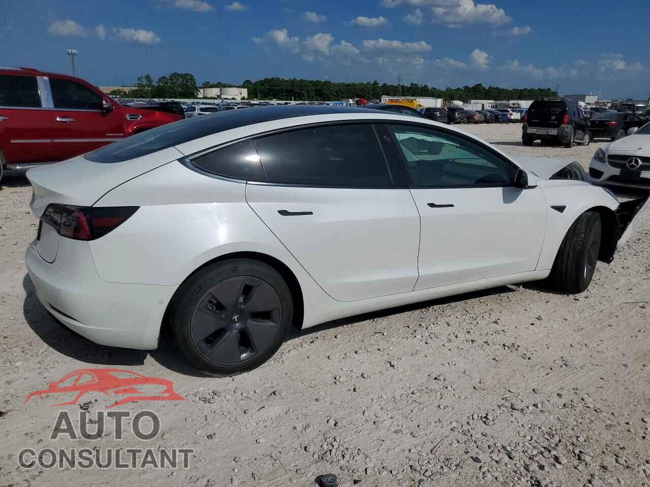 TESLA MODEL 3 2021 - 5YJ3E1EA2MF986404