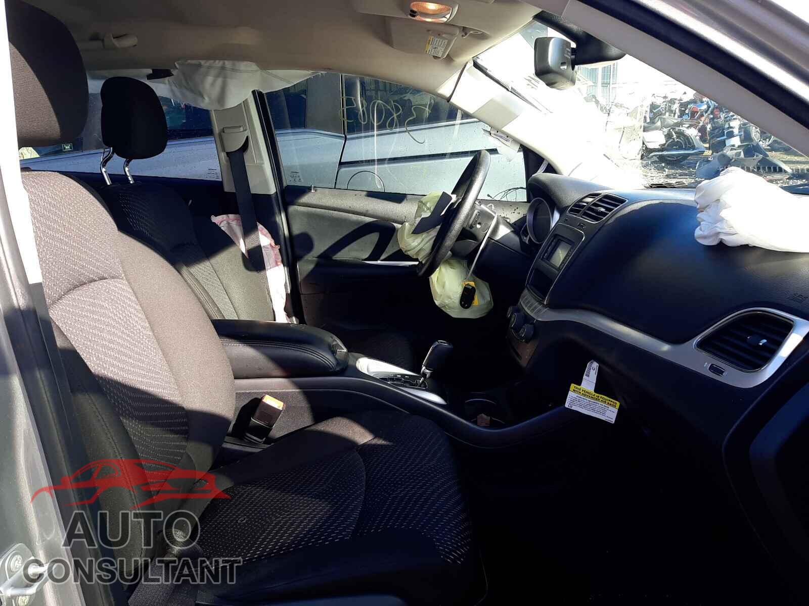 DODGE JOURNEY 2020 - 3C4PDCAB1LT261357