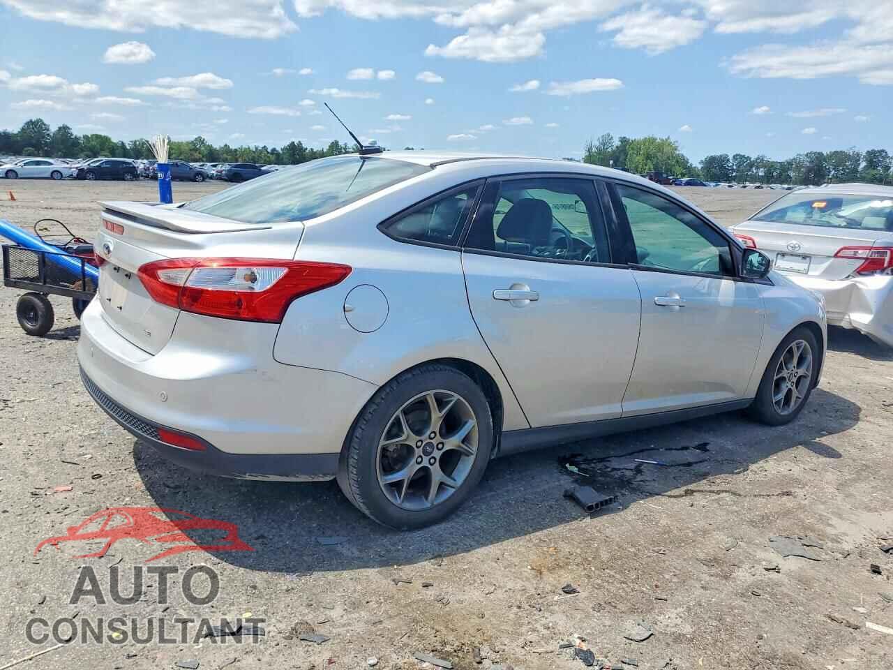 FORD FOCUS SE 2013 - 1FADP3F25DL230442