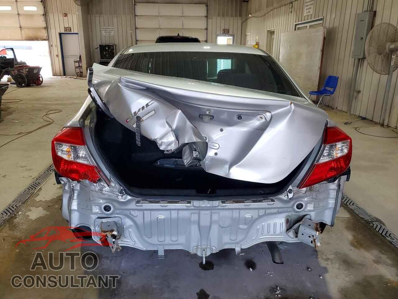 HONDA CIVIC 2012 - 19XFB2F84CE344309