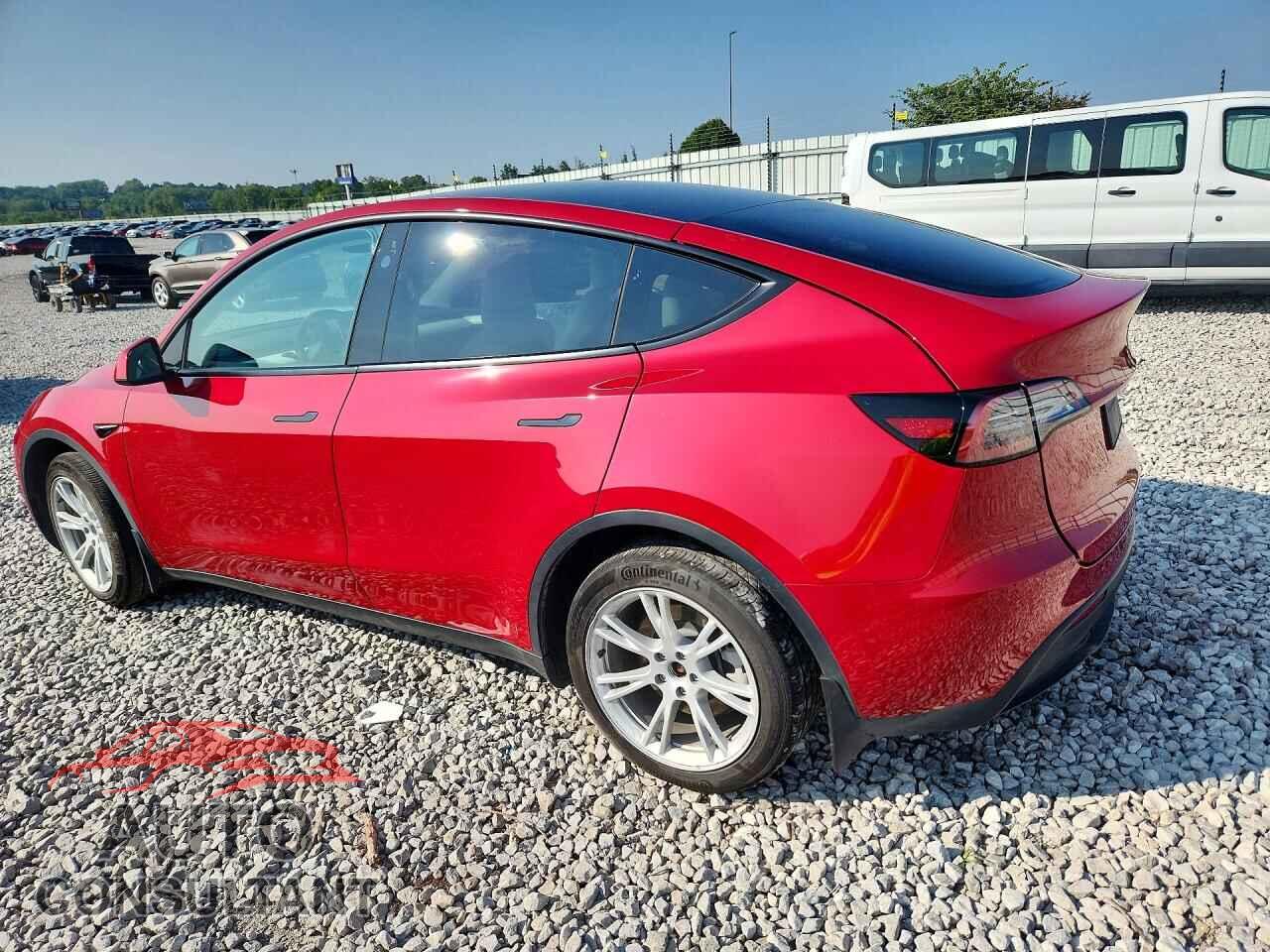 TESLA MODEL Y 2023 - 7SAYGDEEXPF808199