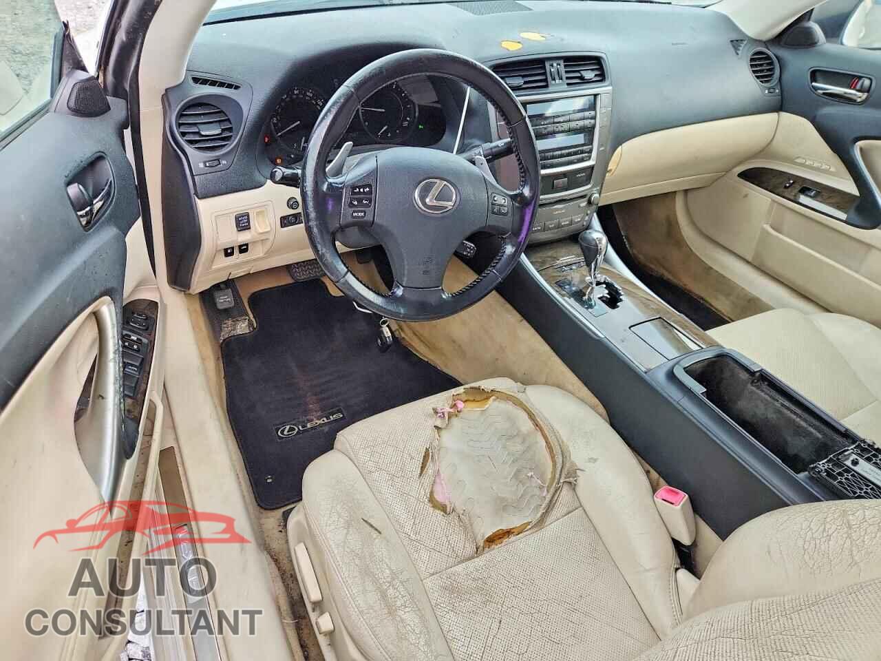 LEXUS IS 2010 - JTHFE2C22A2501724