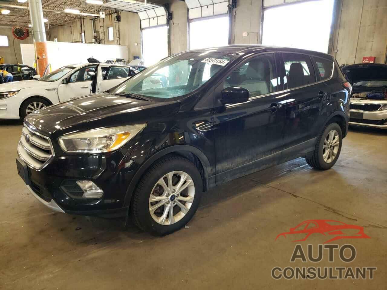 FORD ESCAPE 2017 - 1FMCU9GD5HUD76787