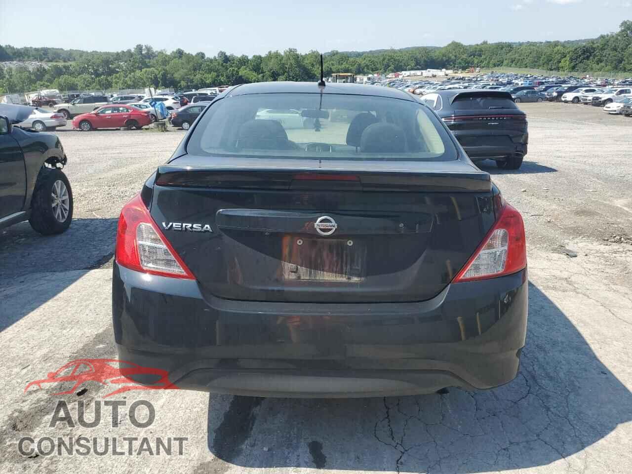 NISSAN VERSA 2019 - 3N1CN7AP3KL813814