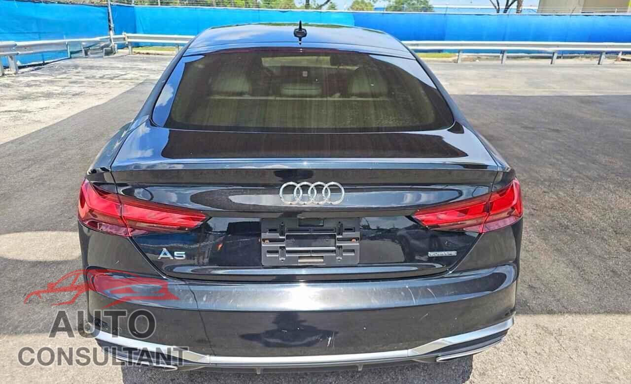AUDI A5 2021 - WAUDACF59MA056857