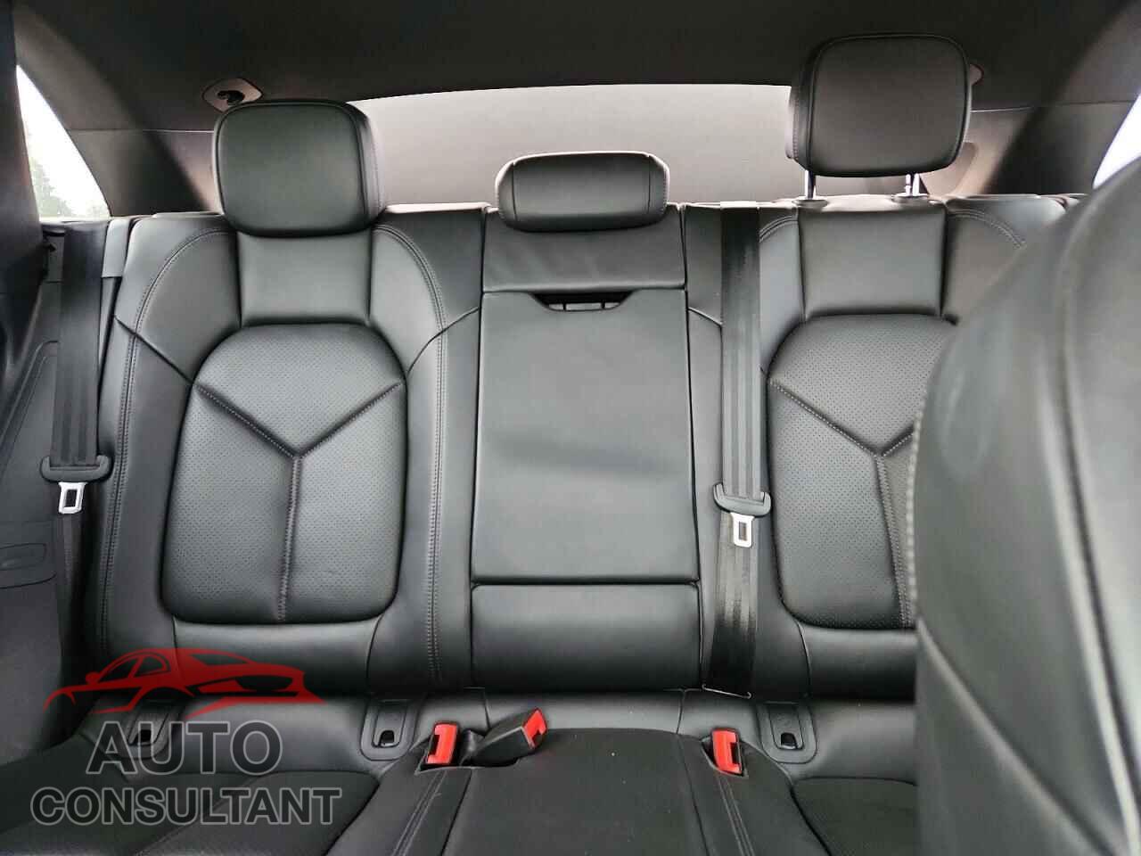 PORSCHE MACAN 2018 - WP1AB2A53JLB36237