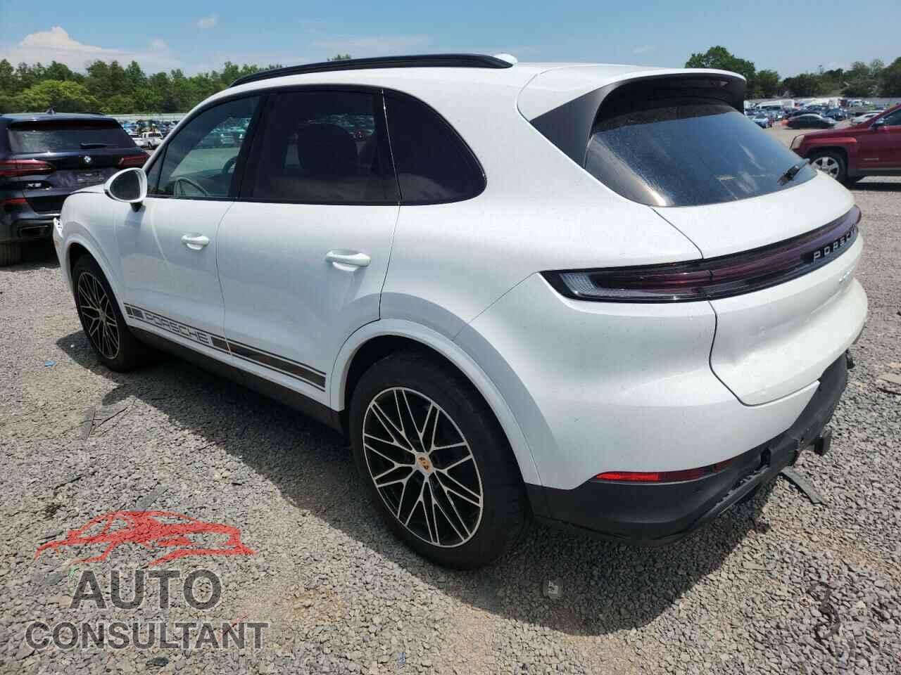 PORSCHE CAYENNE 2024 - WP1AA2AY8RDA04447