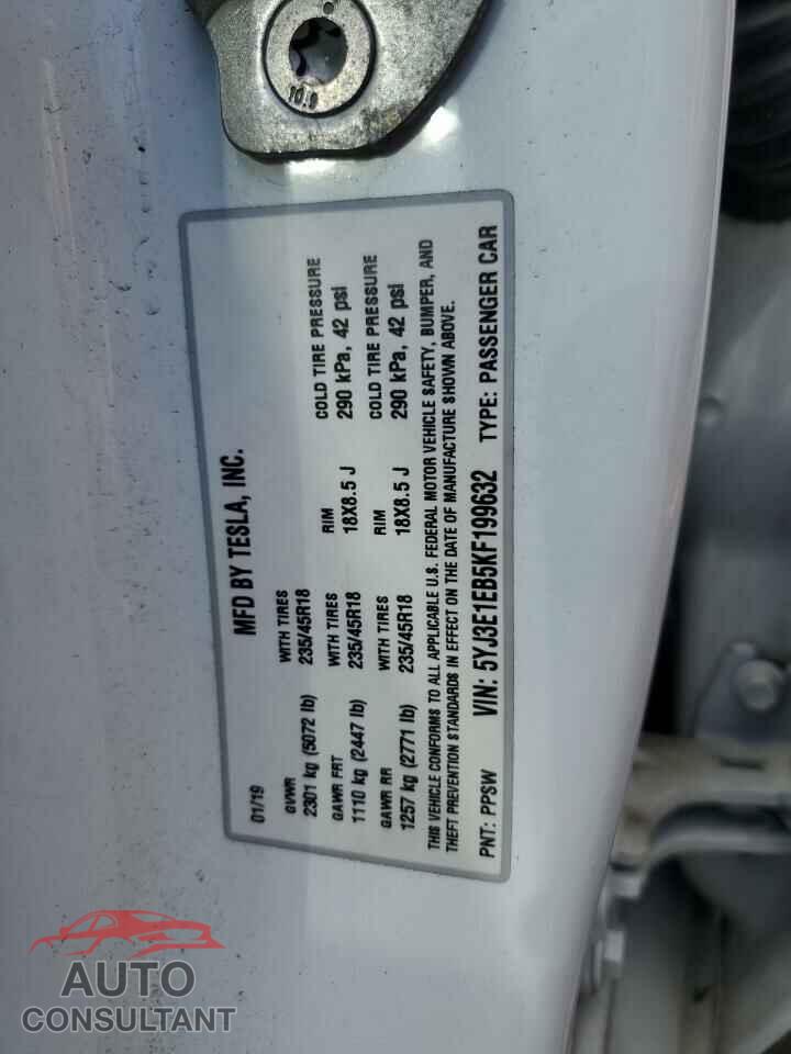 TESLA MODEL 3 2019 - 5YJ3E1EB5KF199632