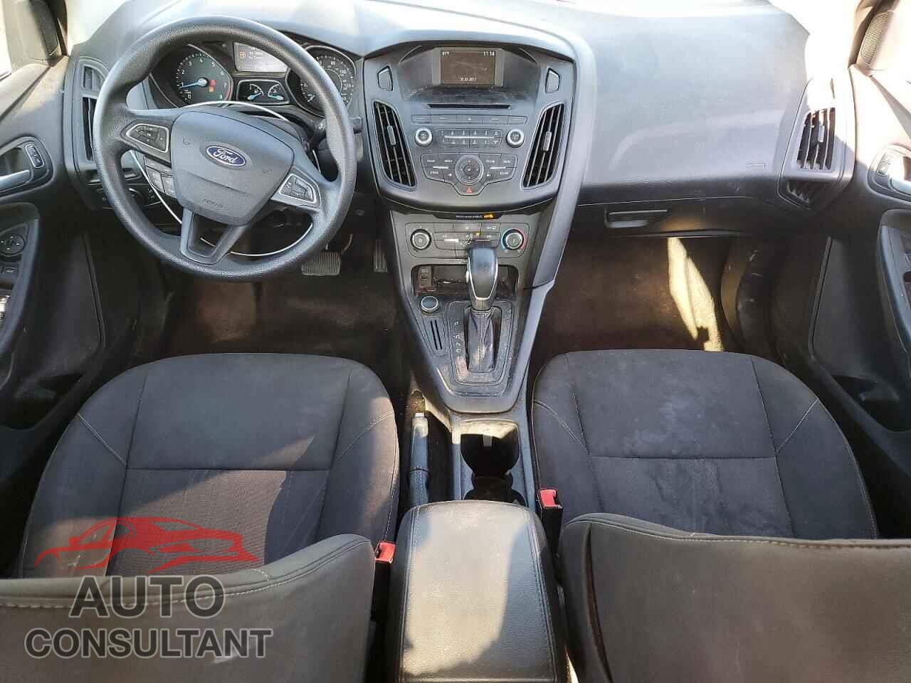 FORD FOCUS 2017 - 1FADP3F26HL296844