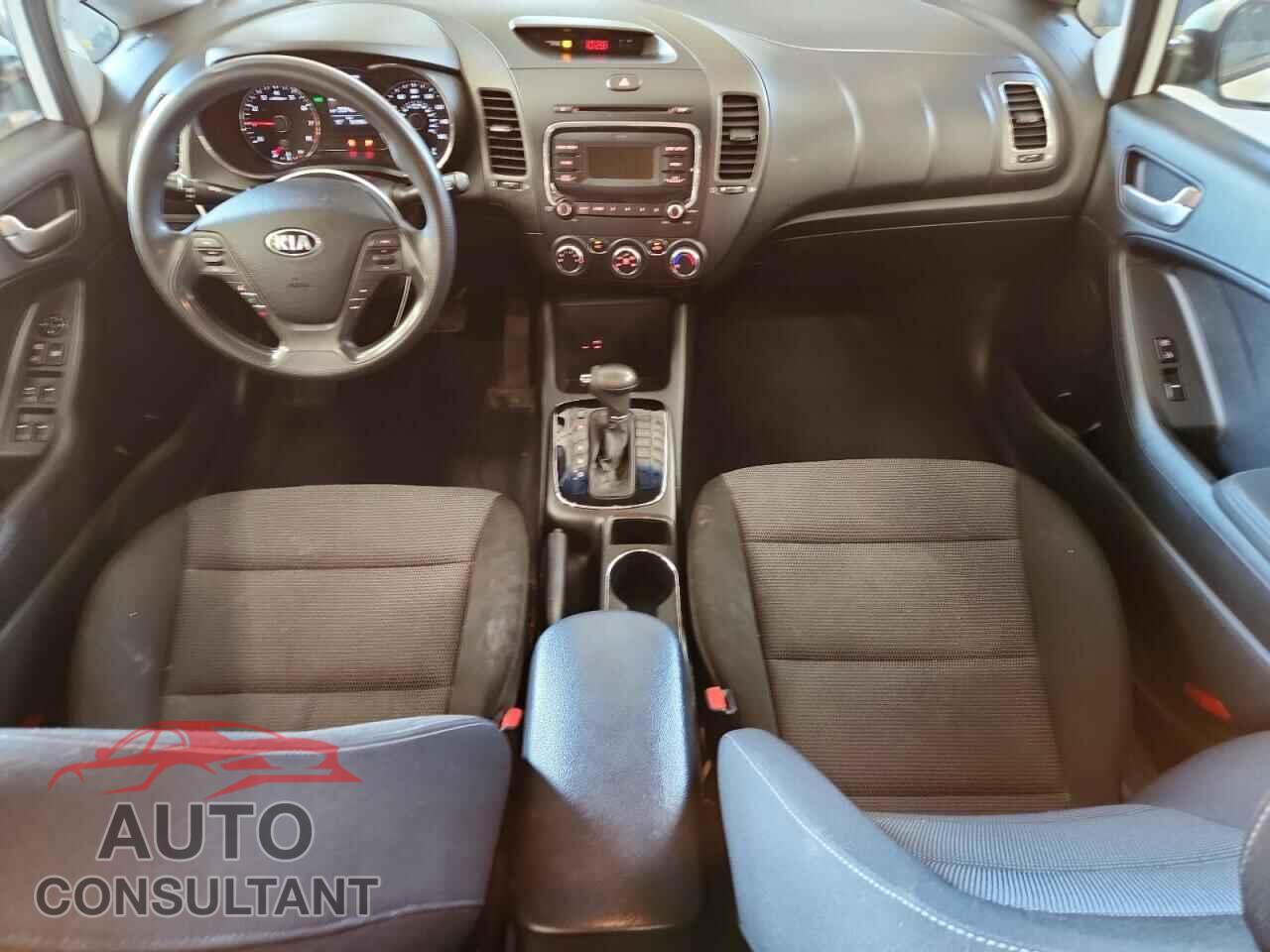 KIA FORTE 2017 - 3KPFK4A78HE028512