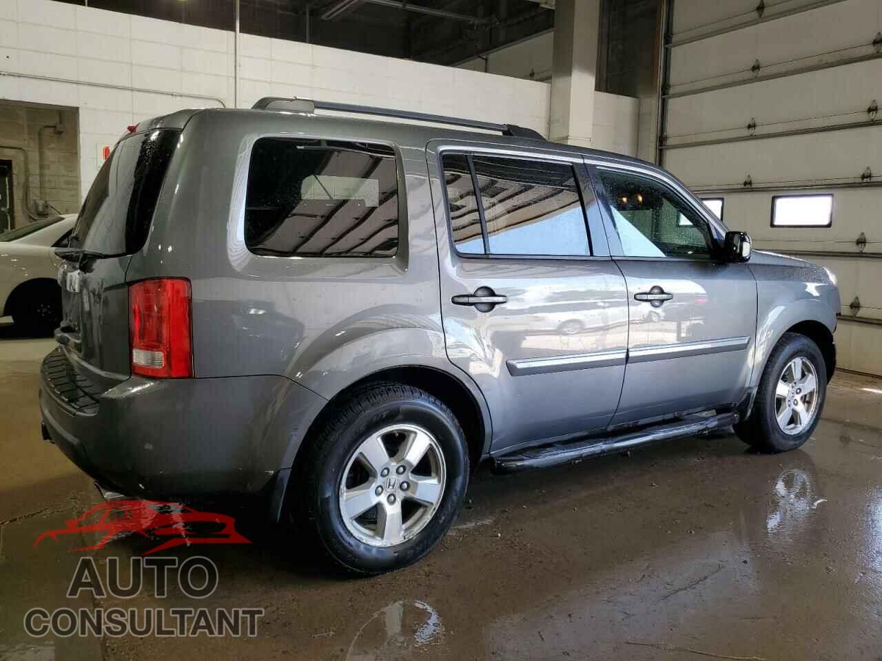 HONDA PILOT 2009 - 5FNYF48569B001936