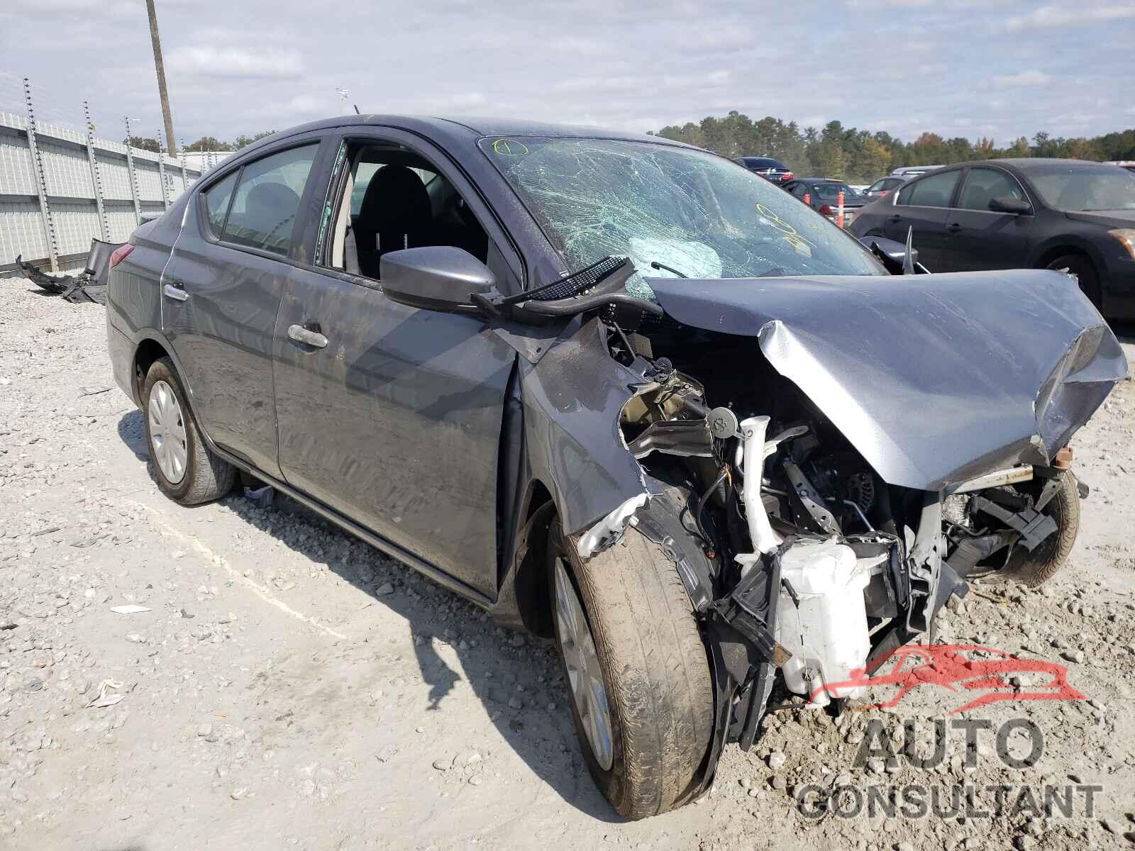 NISSAN VERSA 2019 - 3N1CN7AP8KL856545