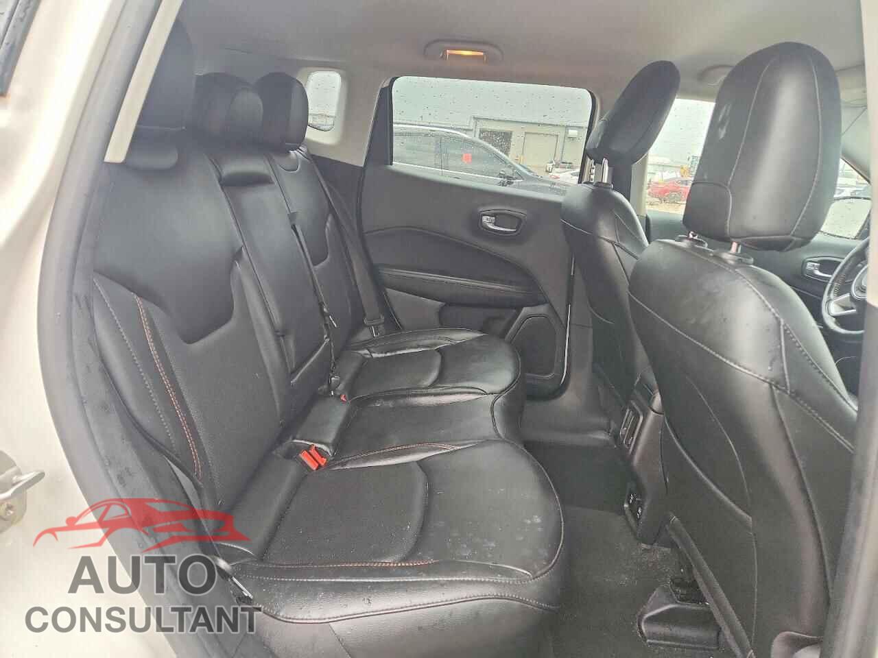 JEEP COMPASS 2021 - 3C4NJDCB5MT504513