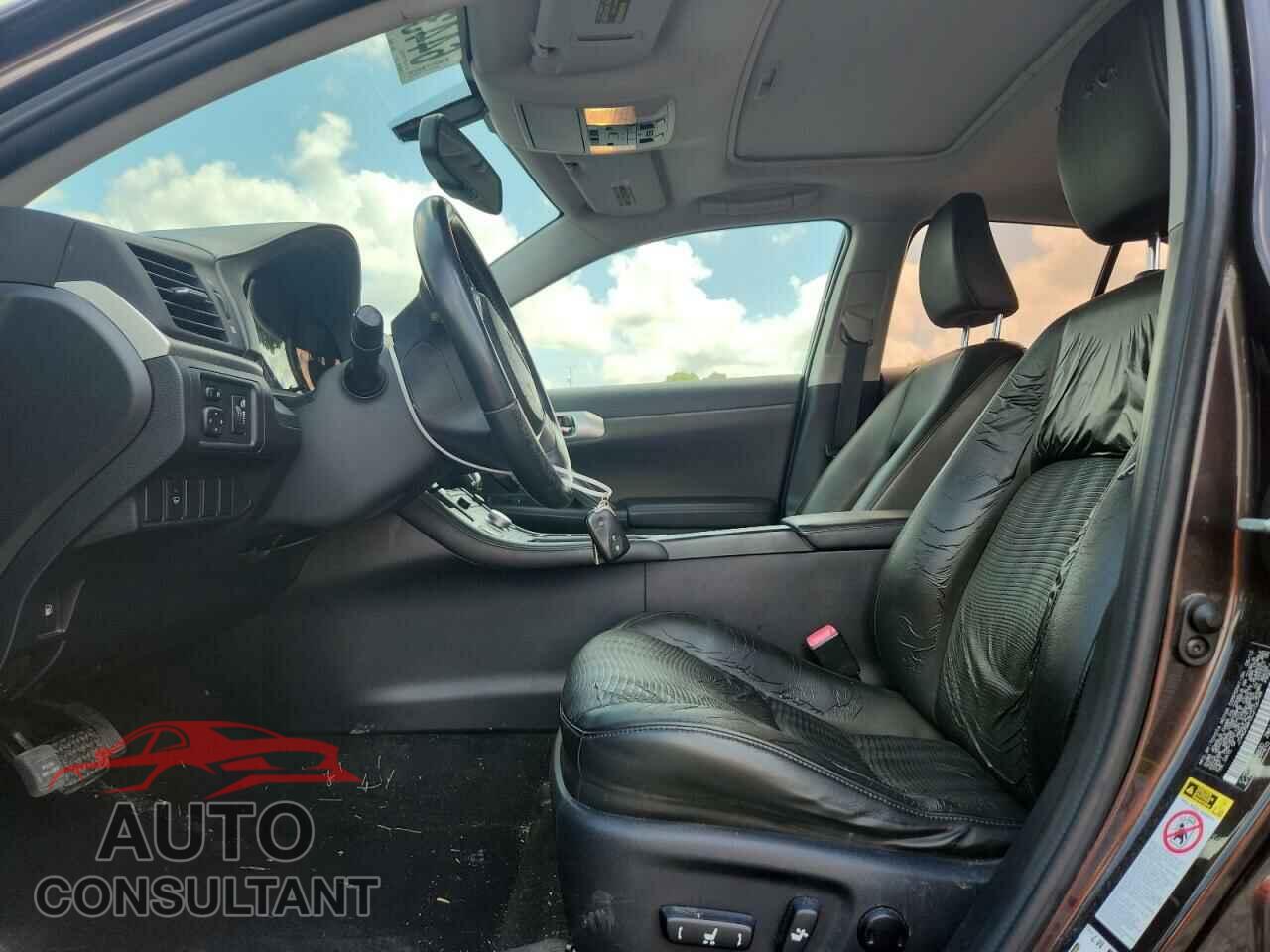 LEXUS CT 200 2012 - JTHKD5BH3C2106799