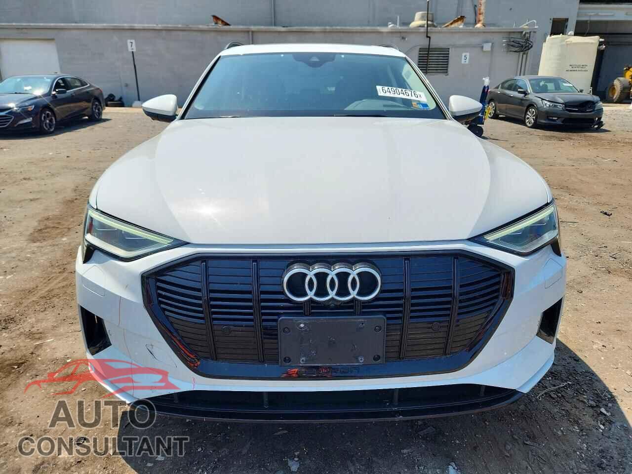 AUDI E-TRON 2021 - WA1LAAGE2MB004976