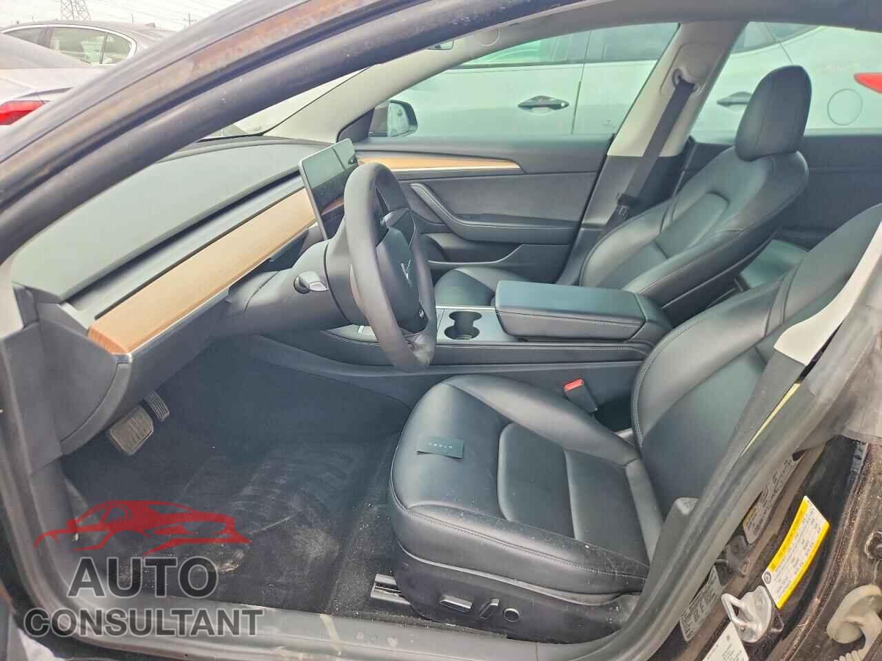 TESLA MODEL 3 2021 - 5YJ3E1EB3MF961777