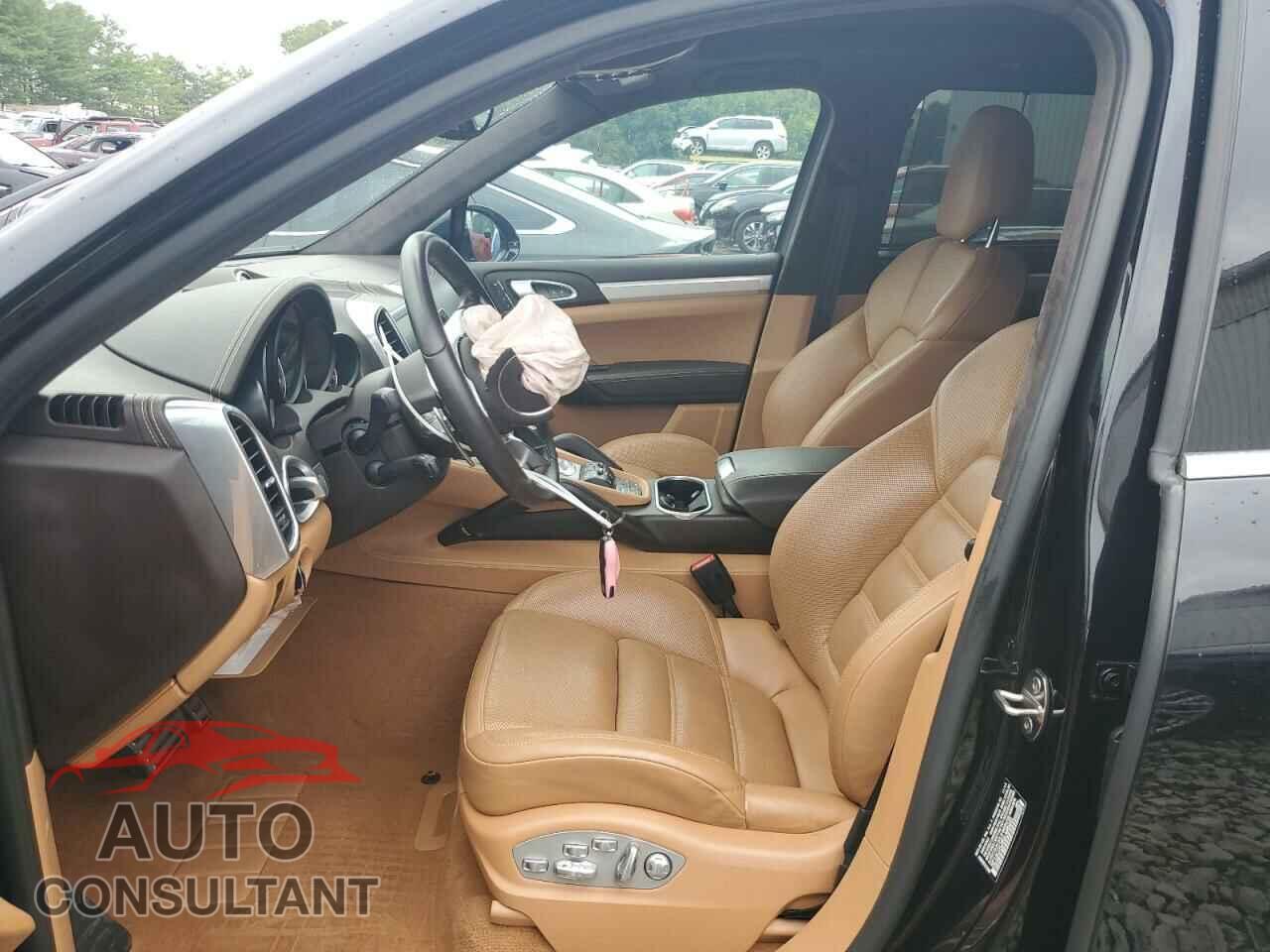 PORSCHE CAYENNE 2016 - WP1AC2A28GLA88665