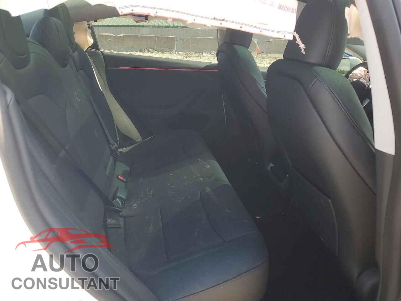 TESLA MODEL 3 2026 - 5YJ3E1EB6TF154331