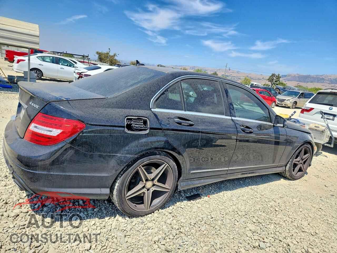 MERCEDES-BENZ C-CLASS 2014 - WDDGF8AB8EG250604