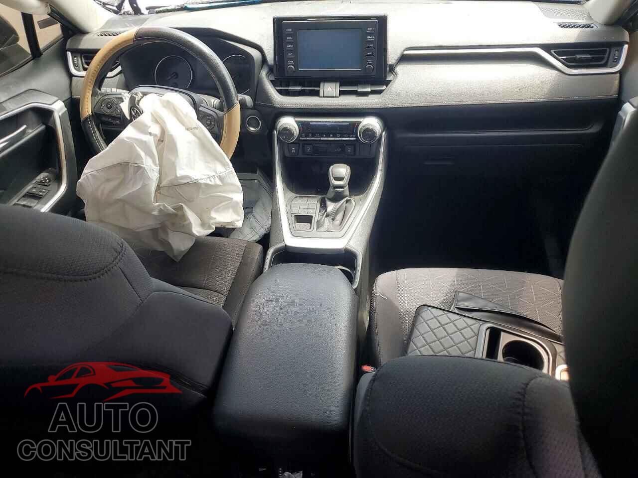 TOYOTA RAV4 2019 - JTMP1RFVXKD026409