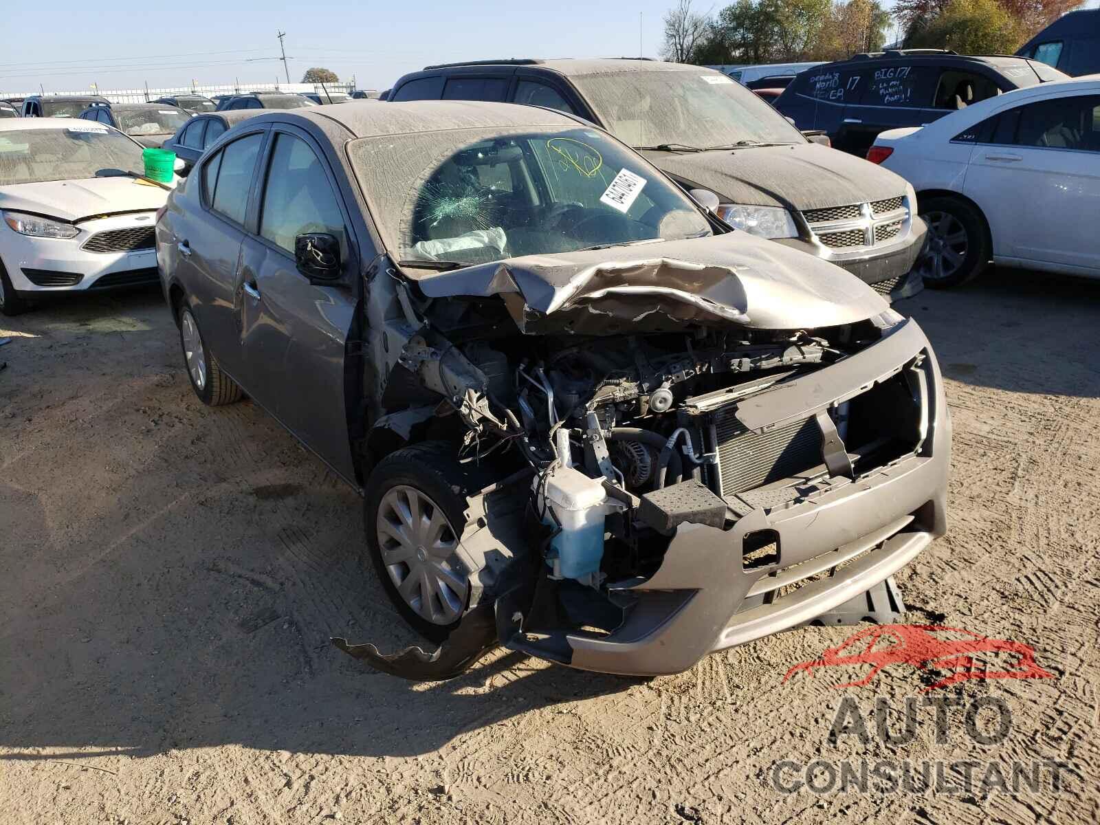 NISSAN VERSA 2017 - 3N1CN7AP3HK457282