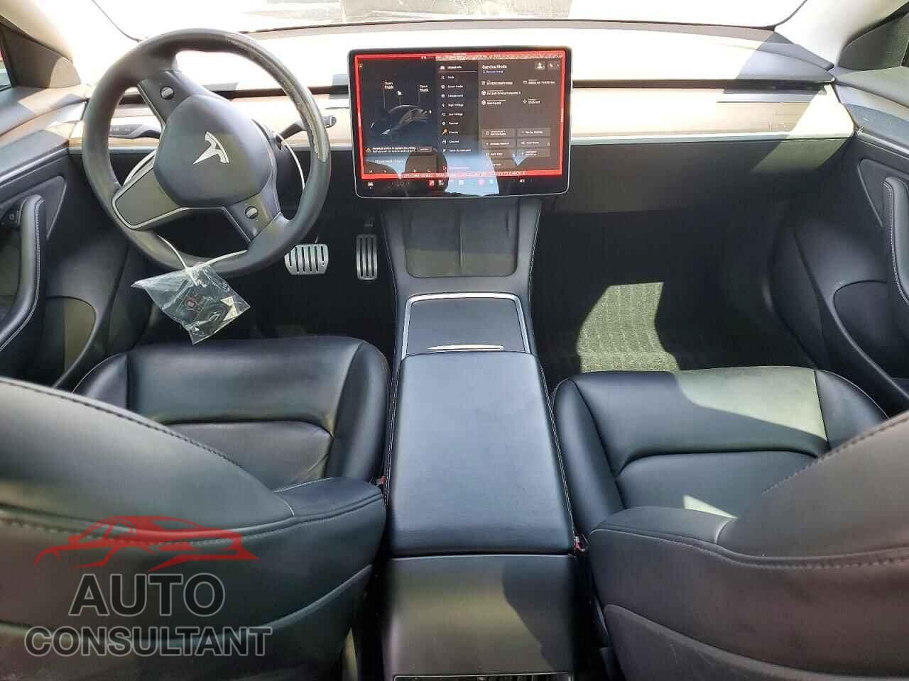 TESLA MODEL 3 2021 - 5YJ3E1EC9MF001582