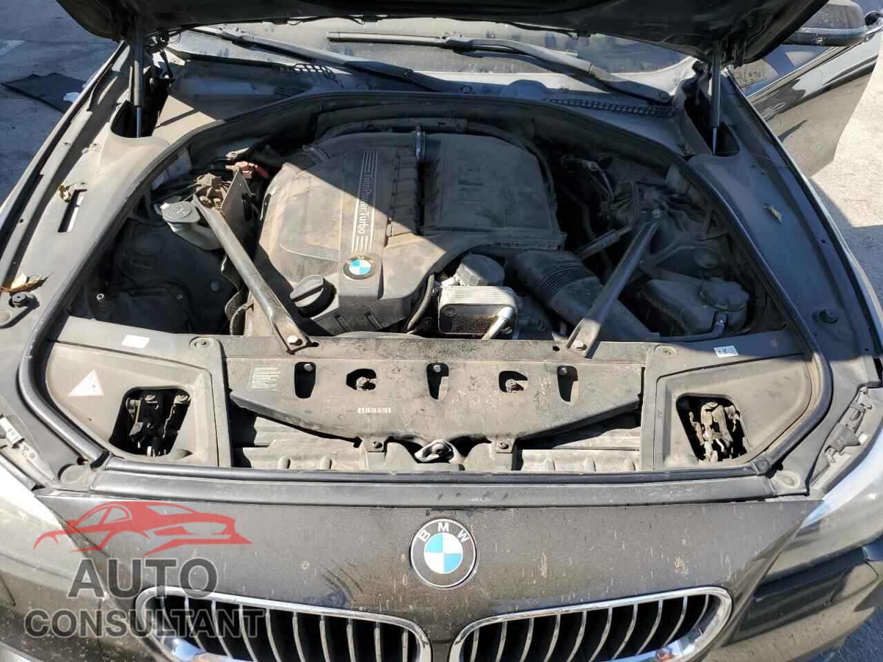 BMW 5 SERIES 2014 - WBA5B1C56ED478689