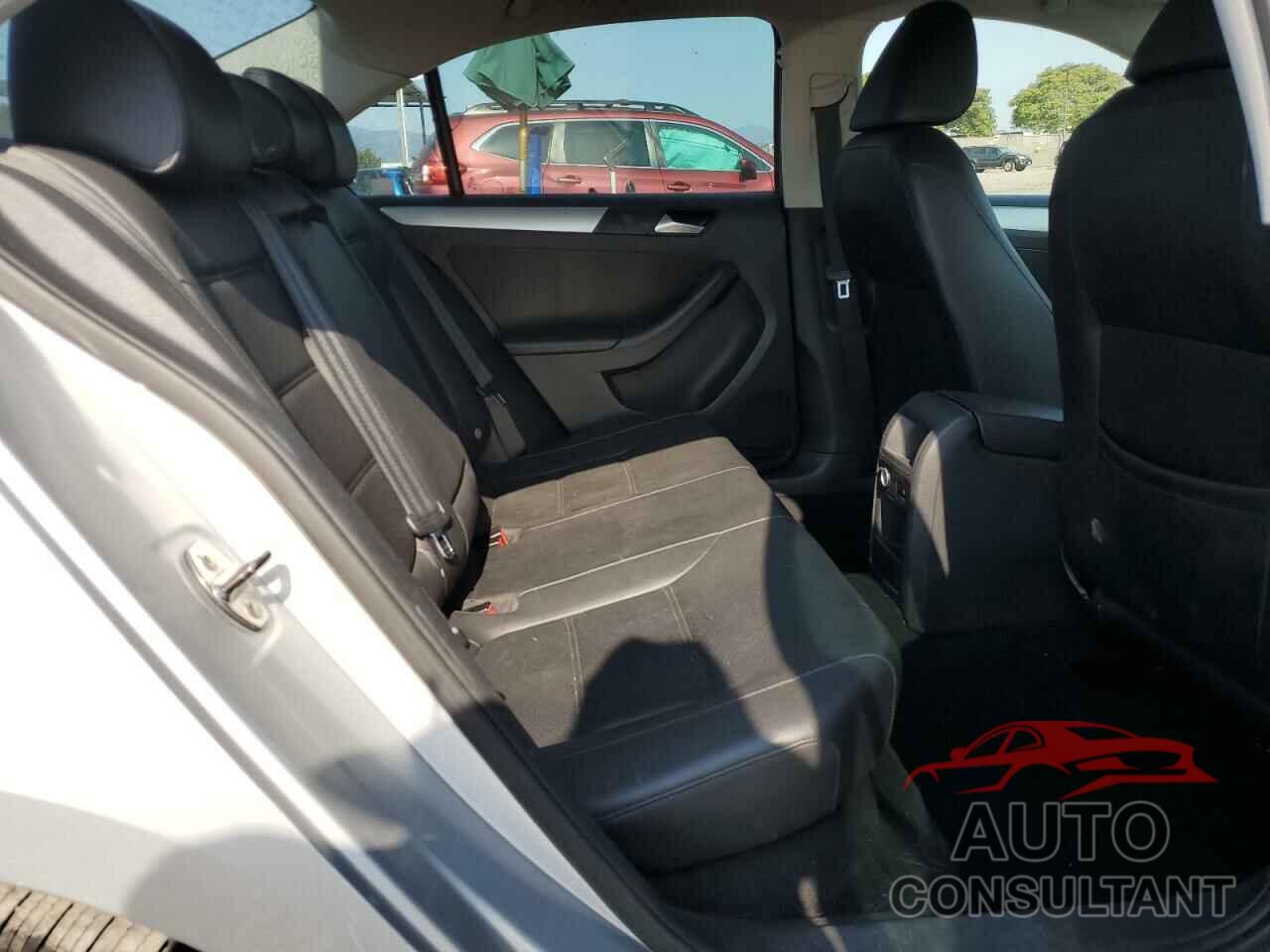 VOLKSWAGEN JETTA 2014 - 3VWD17AJ9EM437088
