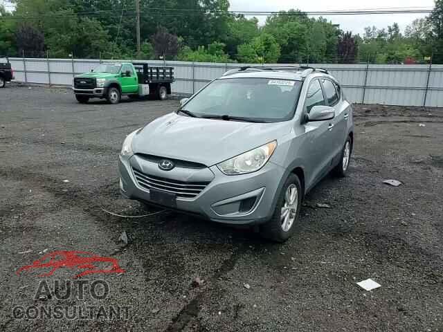 HYUNDAI TUCSON 2012 - KM8JUCAC7CU373015