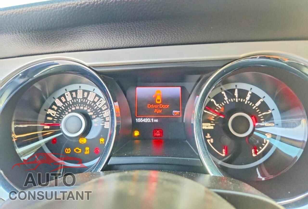FORD MUSTANG 2013 - 1ZVBP8EM2D5250859