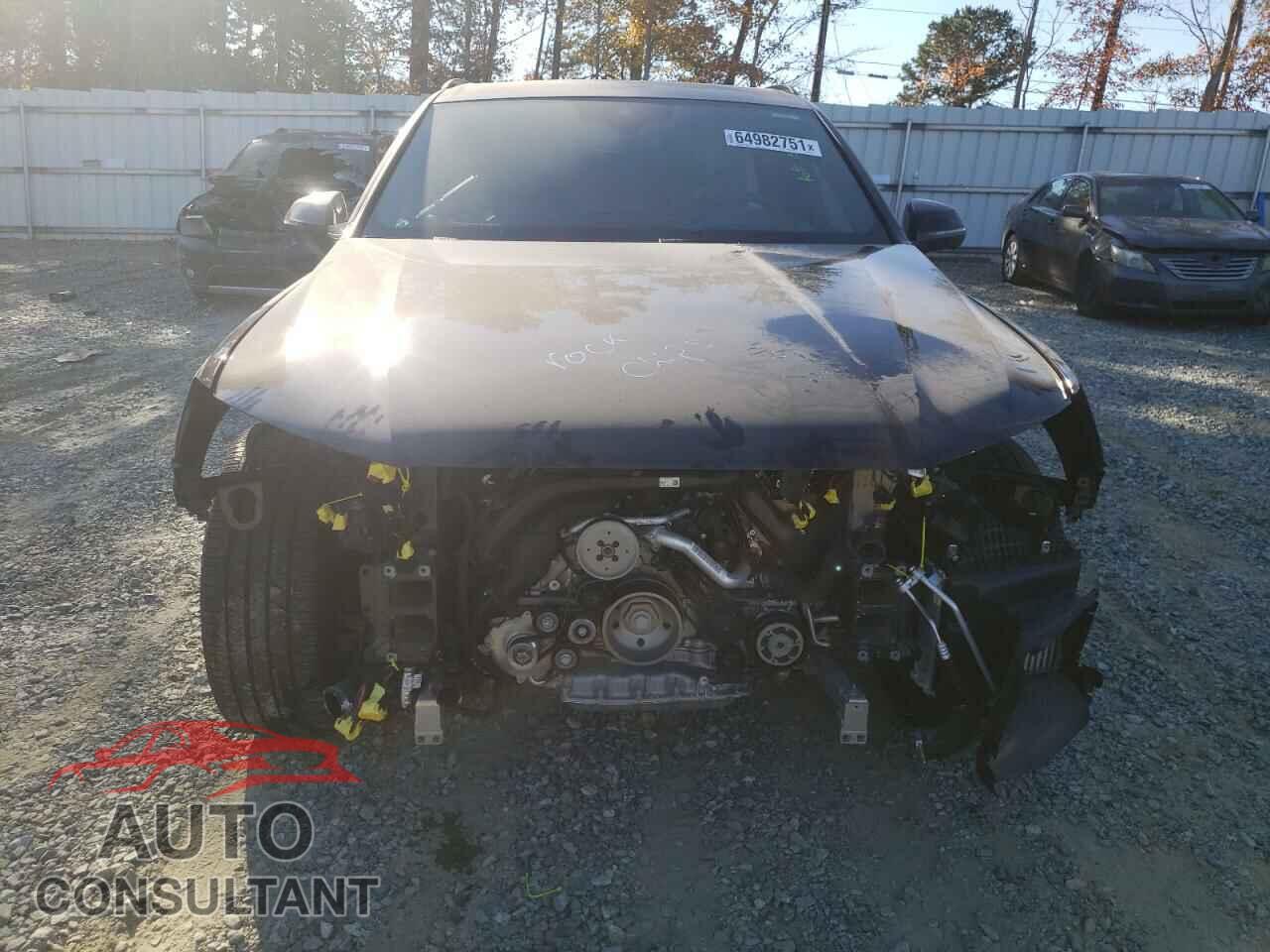 AUDI Q7 2021 - WA1VXAF70MD021757
