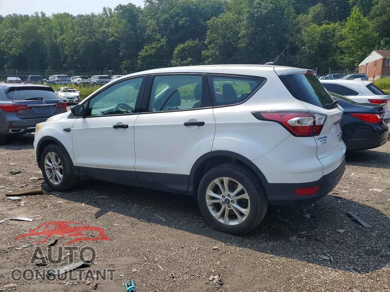 FORD ESCAPE 2017 - 1FMCU0F74HUB22799