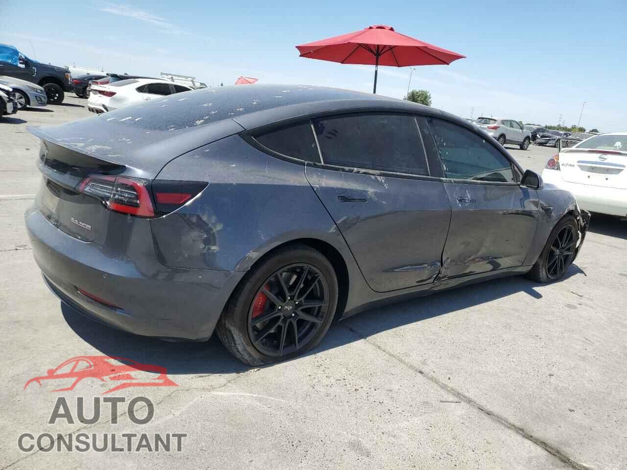 TESLA MODEL 3 2021 - 5YJ3E1EC5MF065067