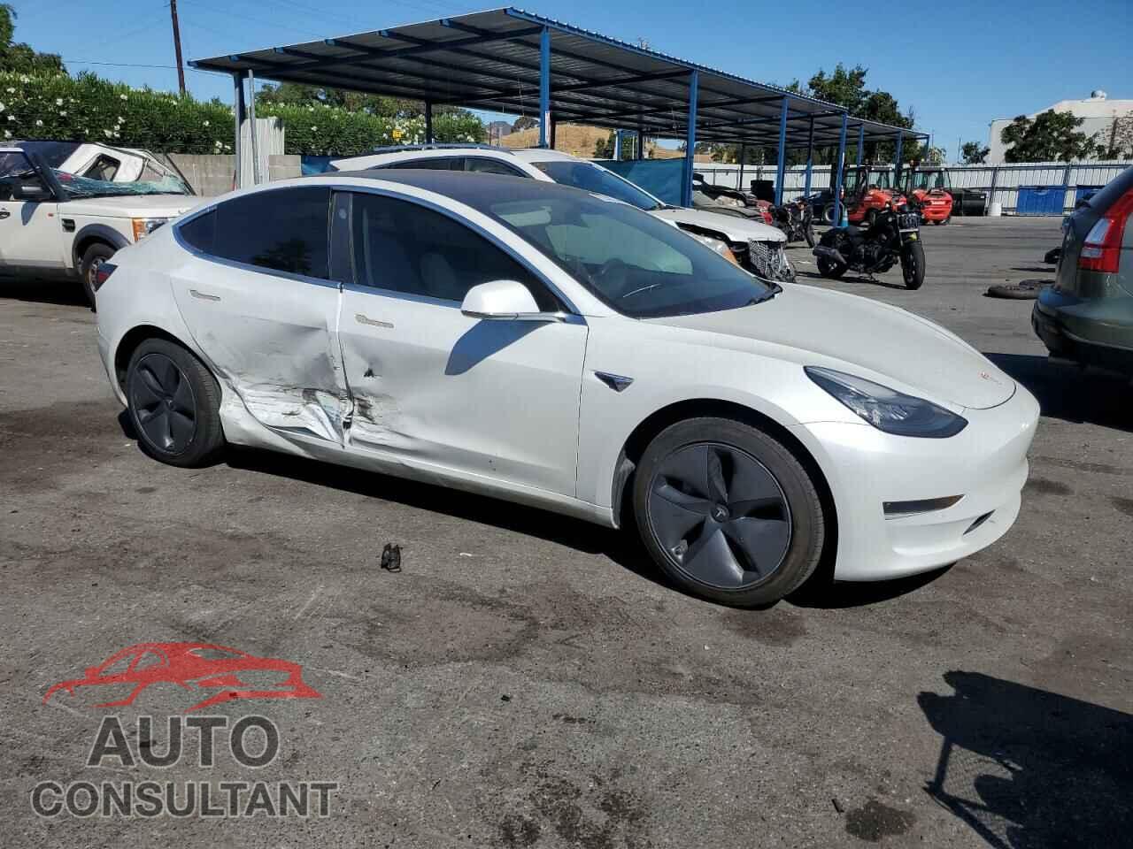 TESLA MODEL 3 2019 - 5YJ3E1EA5KF302149