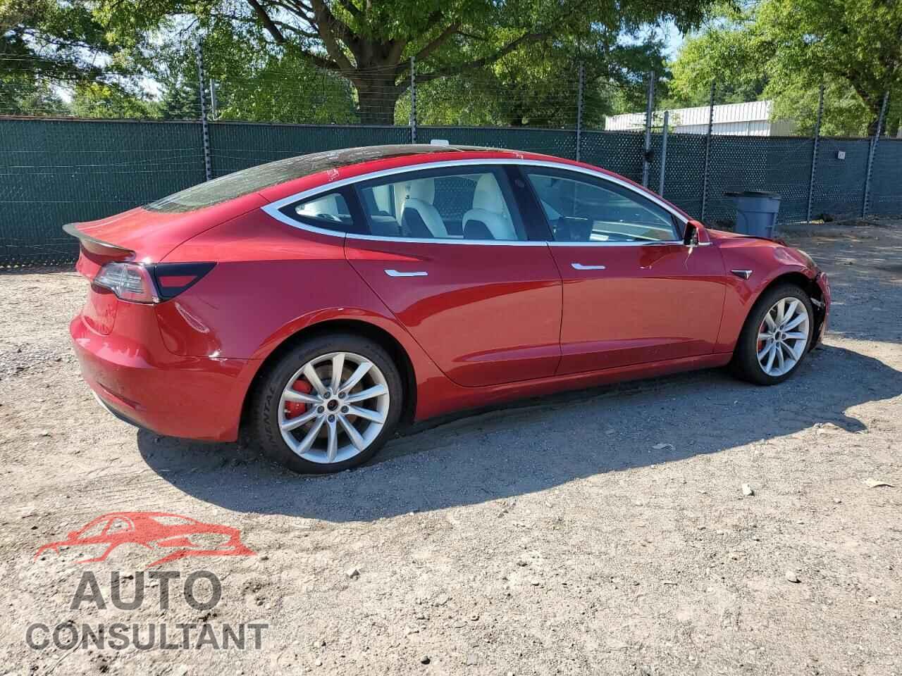 TESLA MODEL 3 2018 - 5YJ3E1EB0JF055338