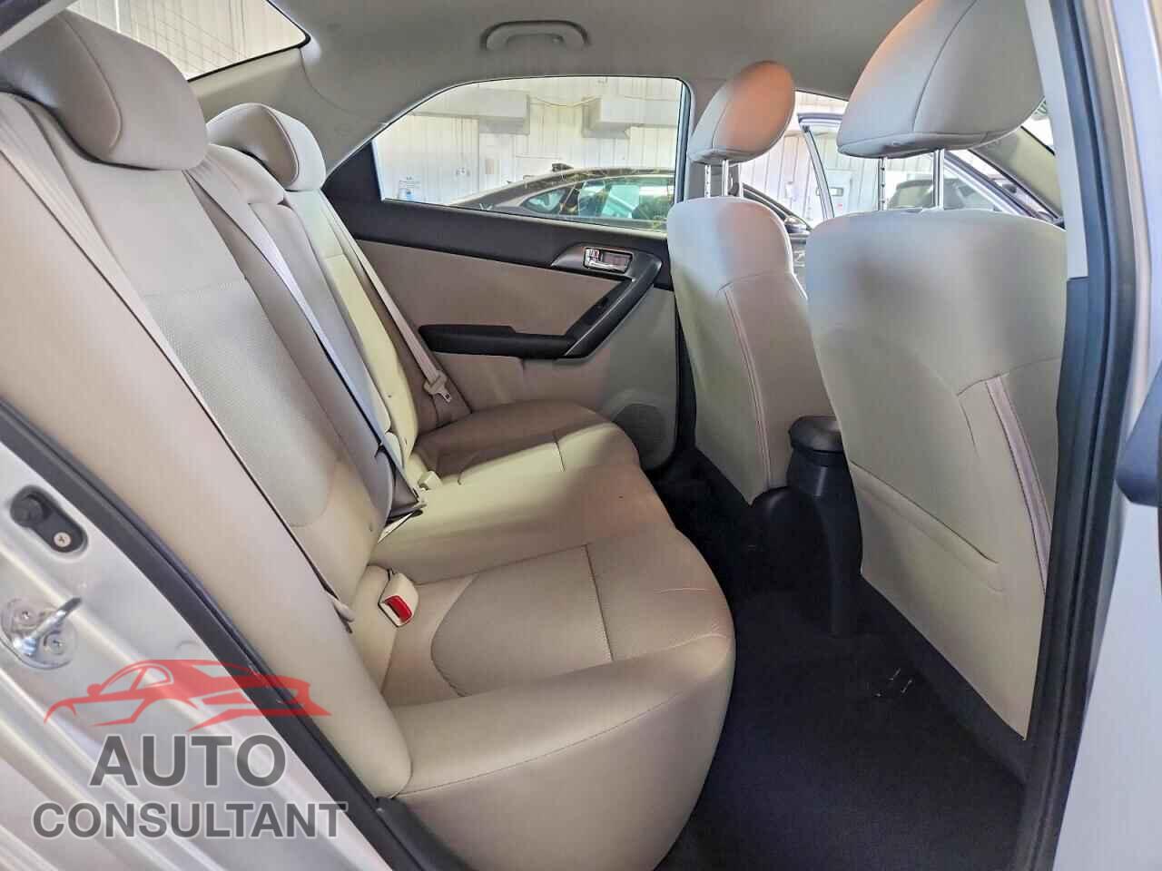 KIA FORTE 2013 - KNAFU4A20D5645517