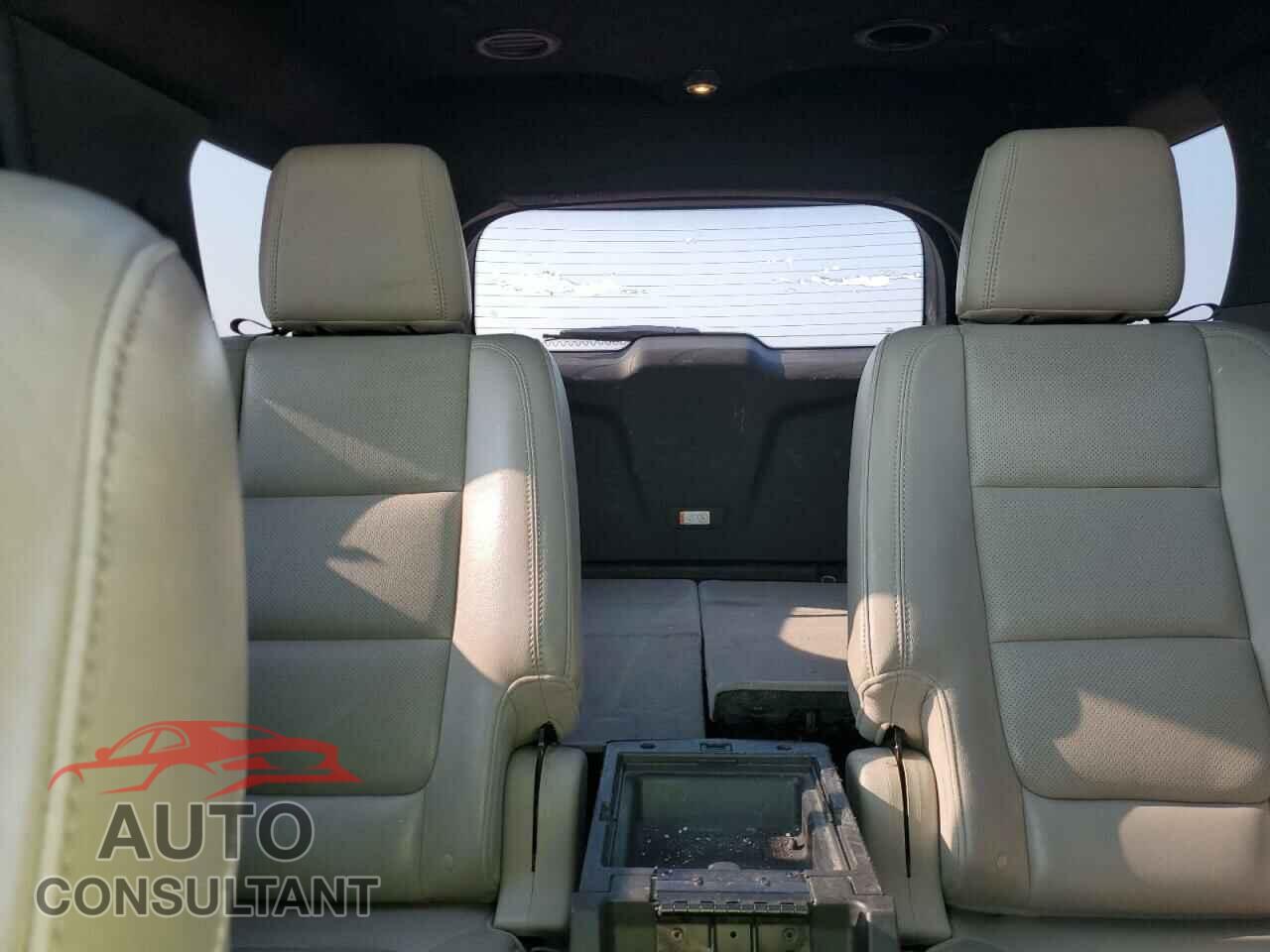 FORD EXPLORER 2011 - 1FMHK8F84BGA45568