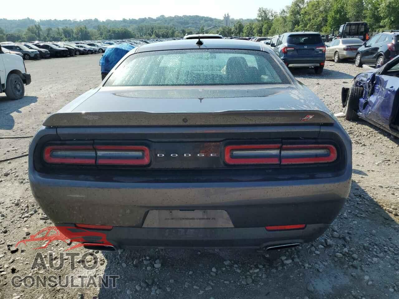DODGE CHALLENGER 2018 - 2C3CDZGG0JH256827