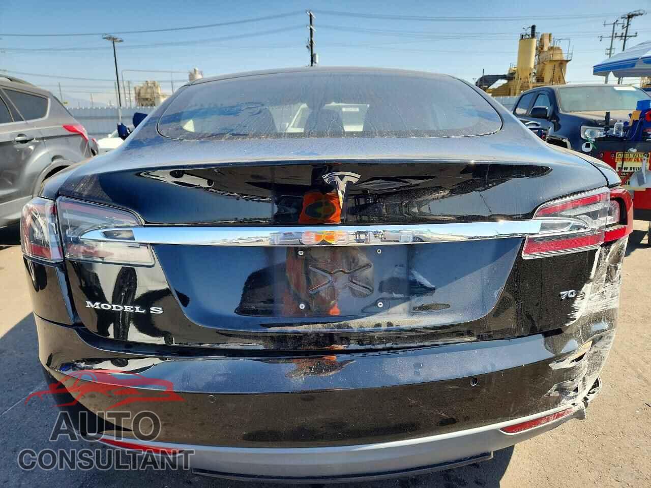 TESLA MODEL S 2015 - 5YJSA1E10FF103135