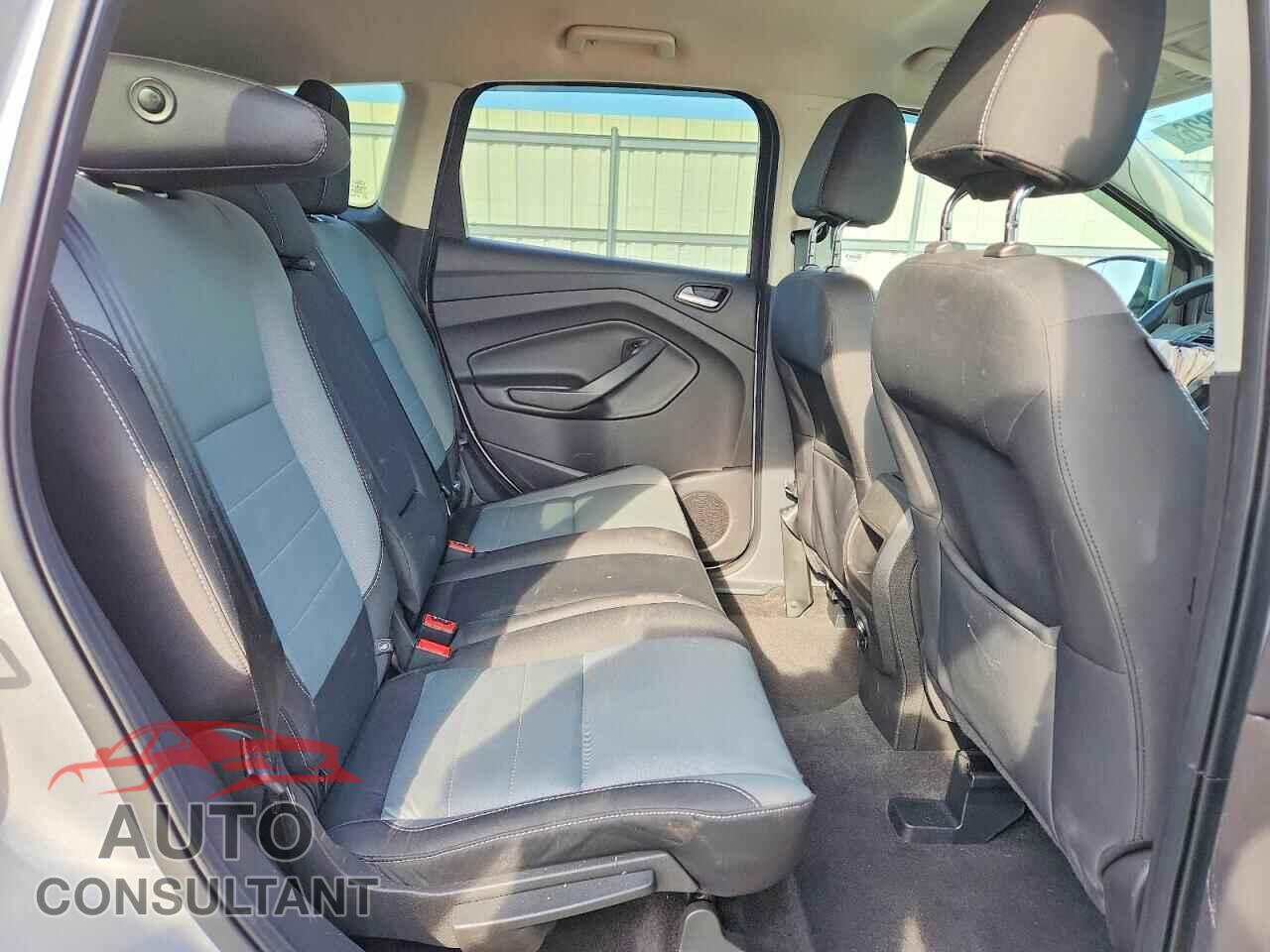 FORD ESCAPE 2016 - 1FMCU9G92GUA02065