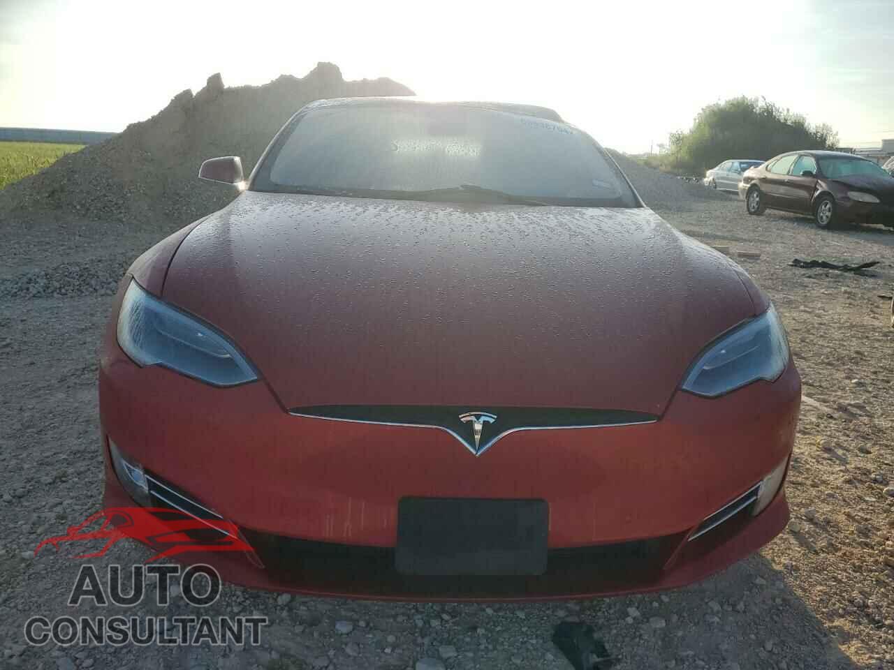TESLA MODEL S 2017 - 5YJSA1E15HF233821