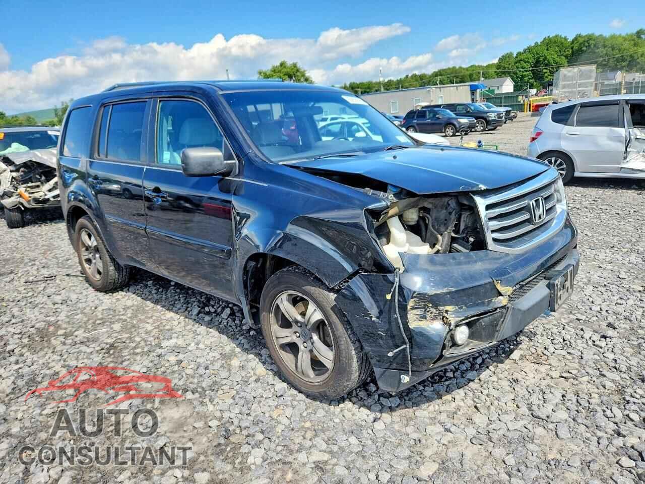 HONDA PILOT 2015 - 5FNYF4H38FB074493
