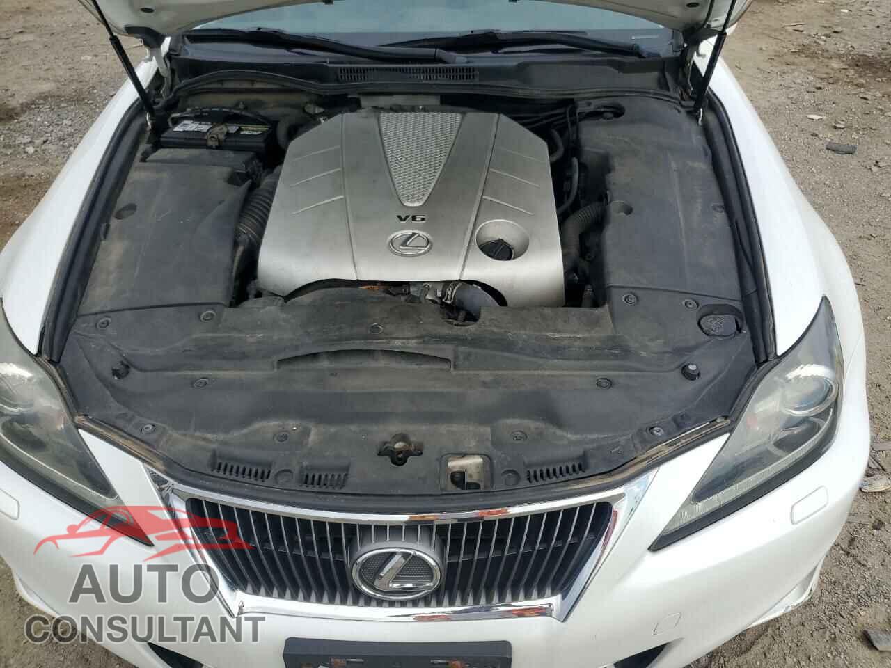 LEXUS IS 2012 - JTHCE5C20C5002247