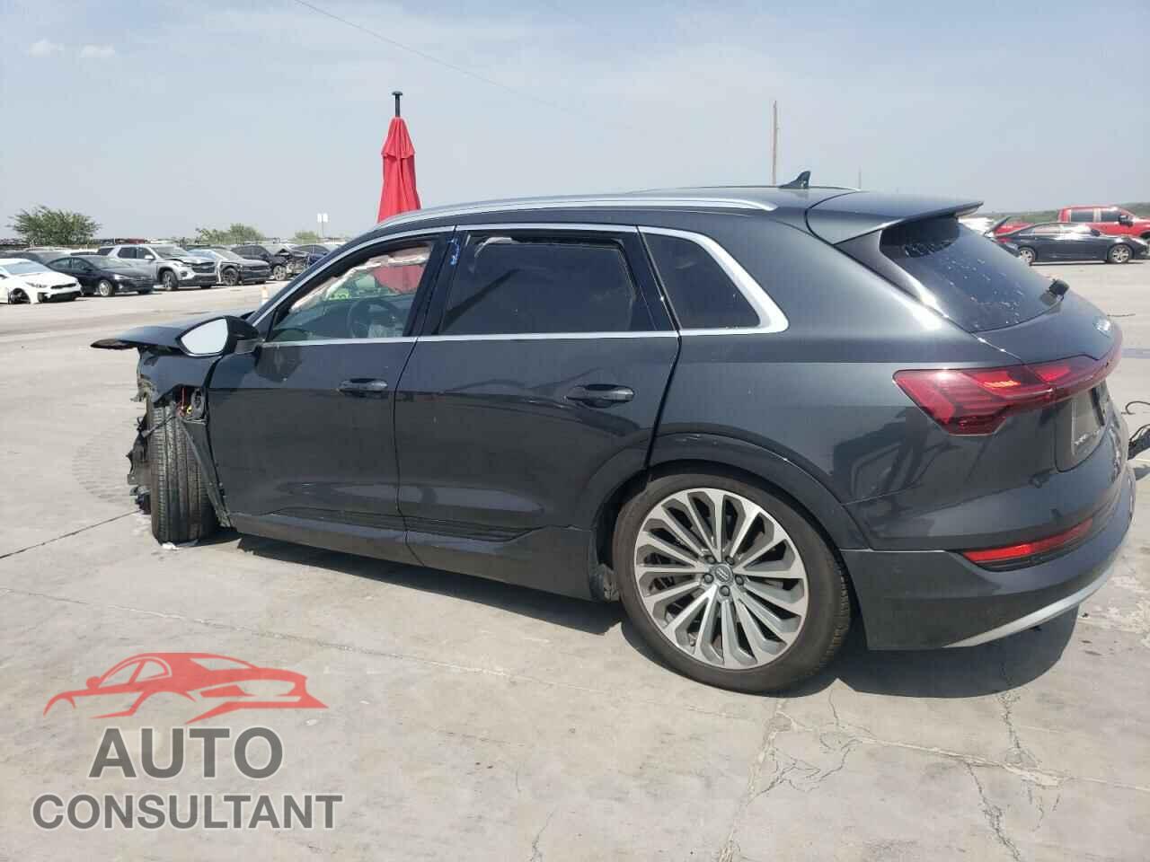 AUDI E-TRON 2019 - WA1VABGEXKB008799