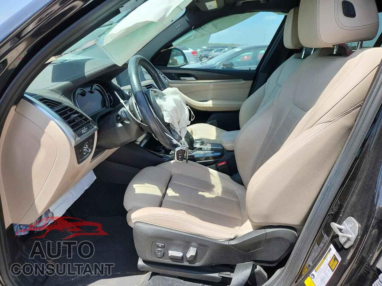 BMW X3 2019 - 5UXTR7C59KLE93859