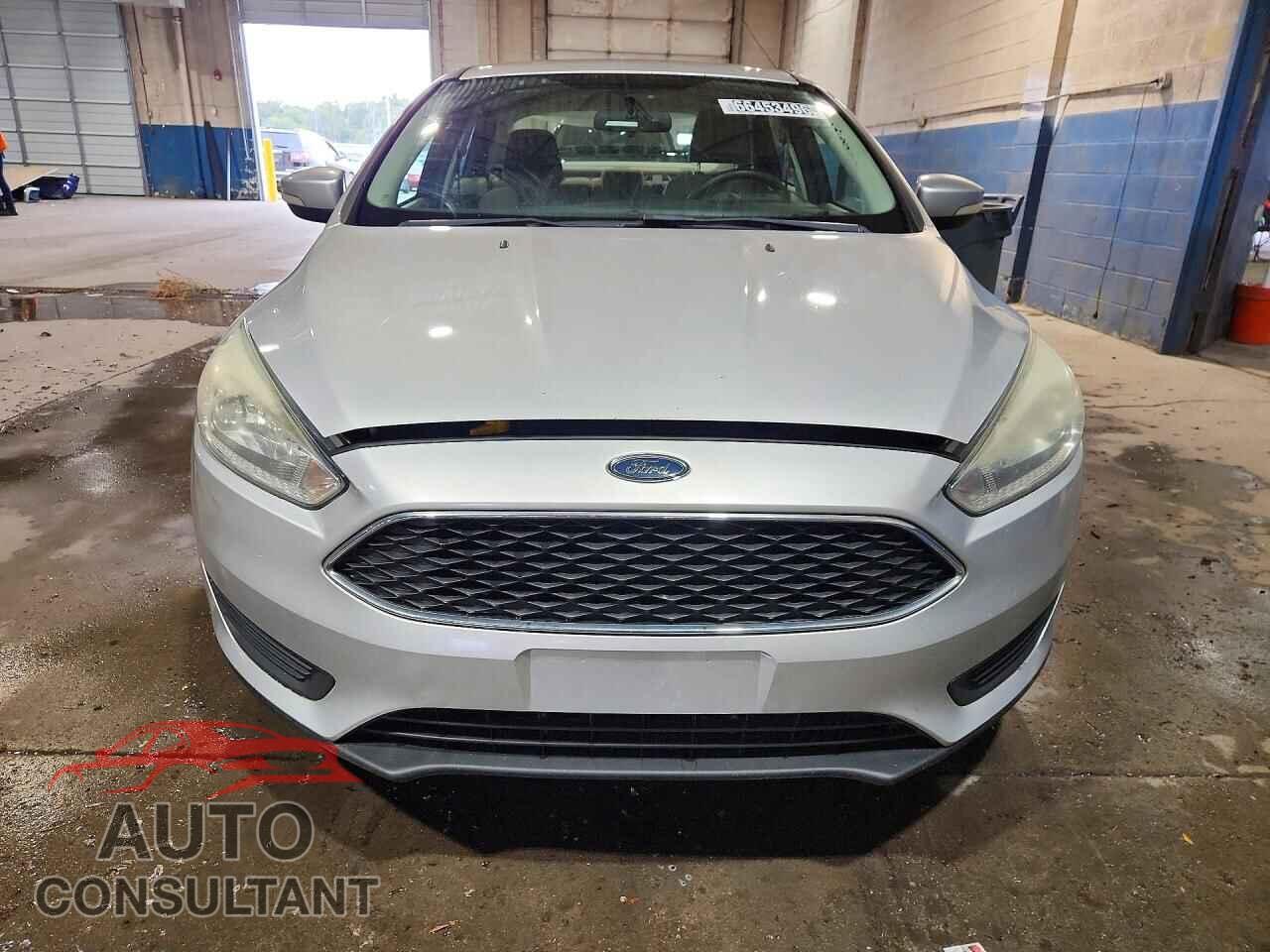 FORD FOCUS 2015 - 1FADP3F2XFL205104
