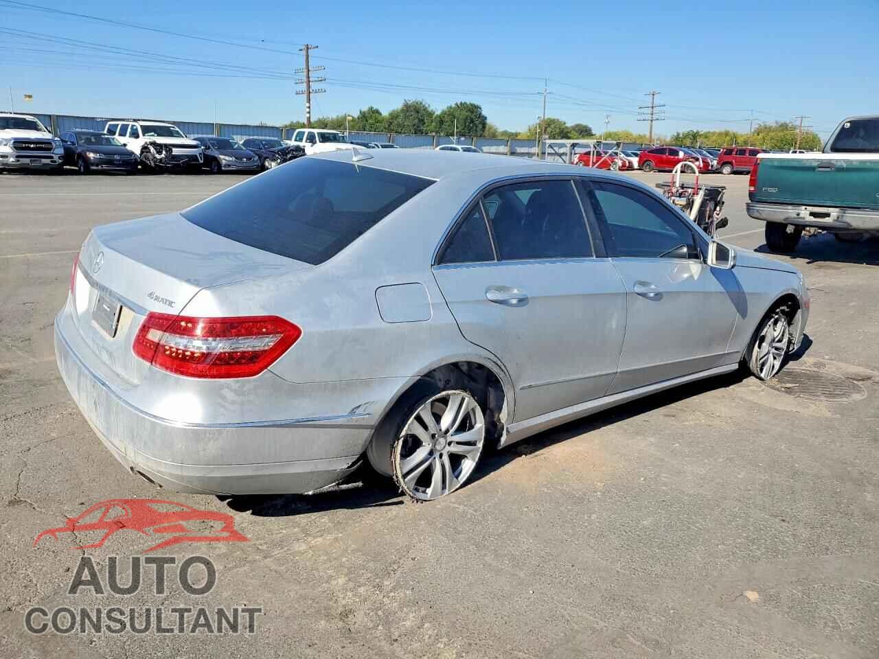 MERCEDES-BENZ E-CLASS 2010 - WDDHF8HB0AA256615